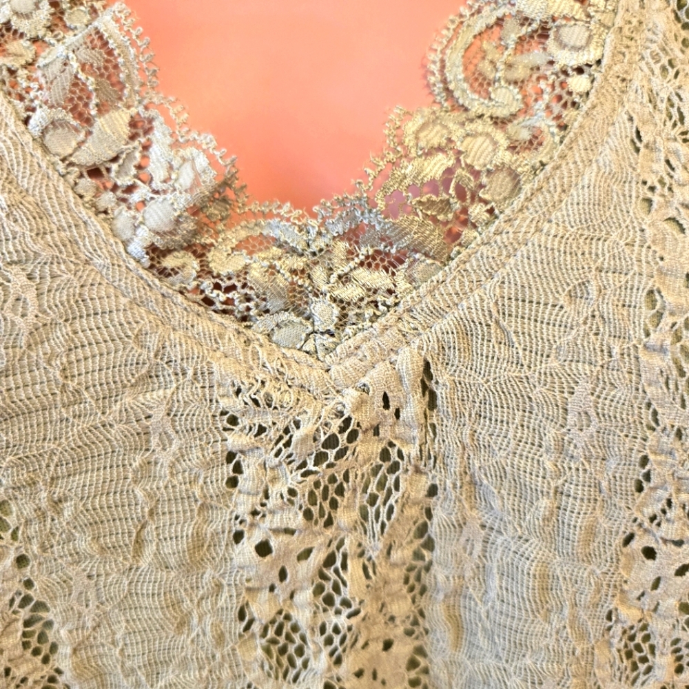Covington Green Lace Short Sleeve V-Neck Blouse Size XL